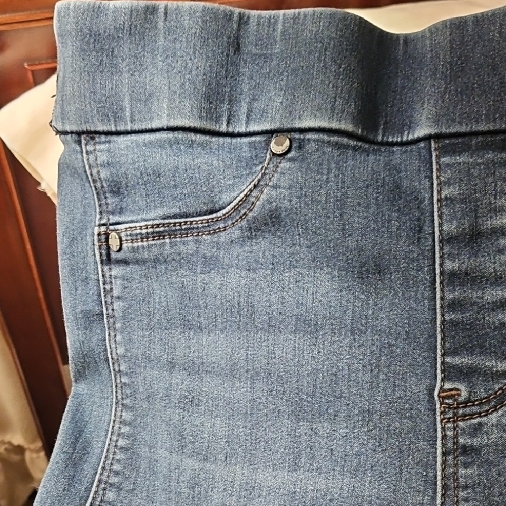 Liverpool  Pull up Leggings- Size 4 - Picture 6 of 8